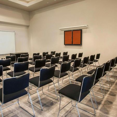 City Express Plus By Marriott Cabo San Lucas Extérieur photo