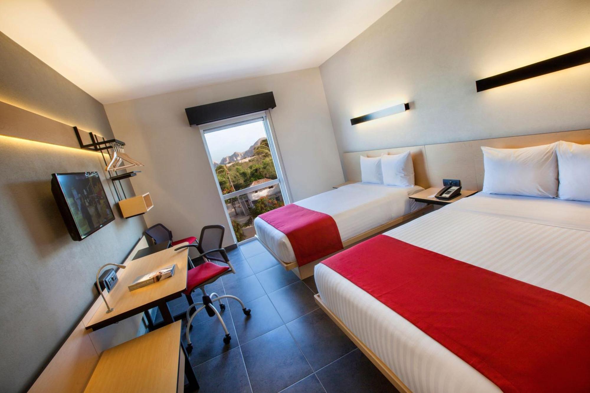 City Express Plus By Marriott Cabo San Lucas Extérieur photo