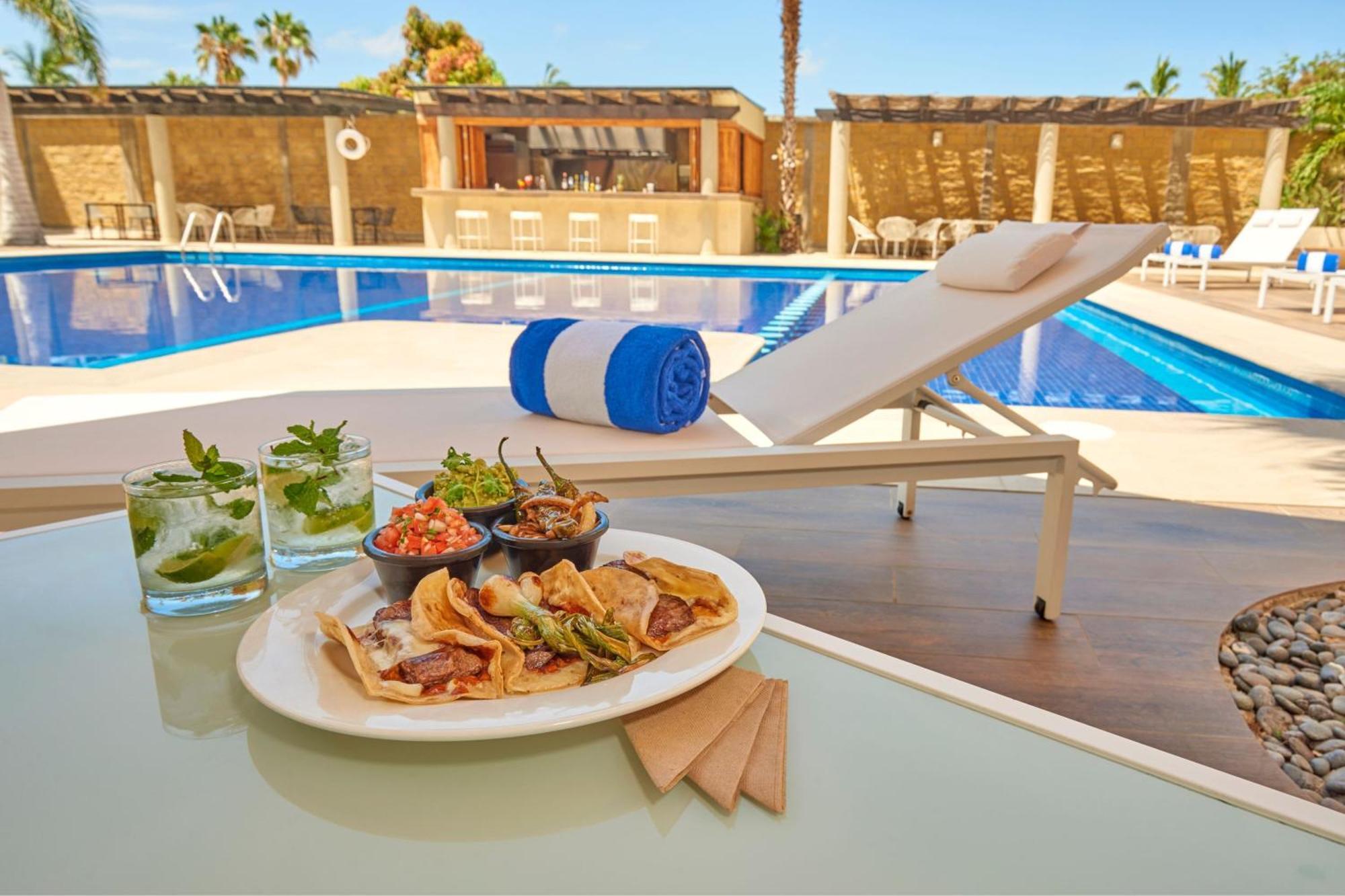 City Express Plus By Marriott Cabo San Lucas Extérieur photo